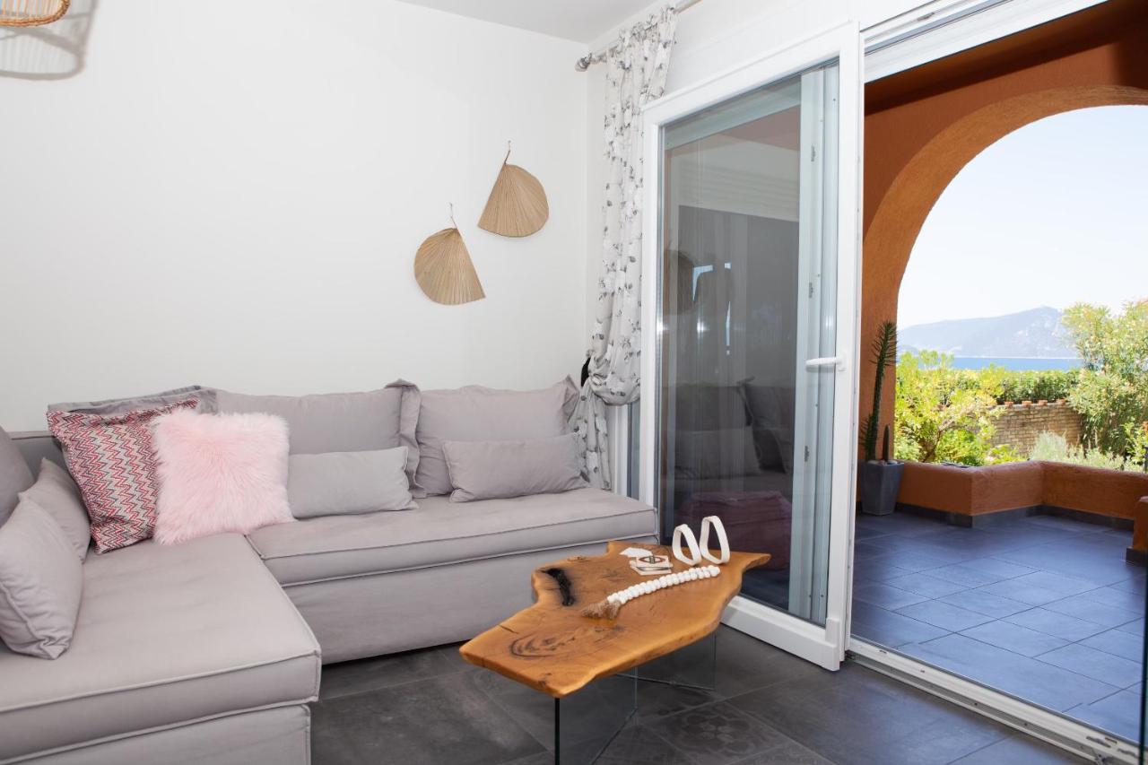 Pampas Seafront Villa, 6 Bedrooms, North Evvoia Kanatadhika Exterior photo